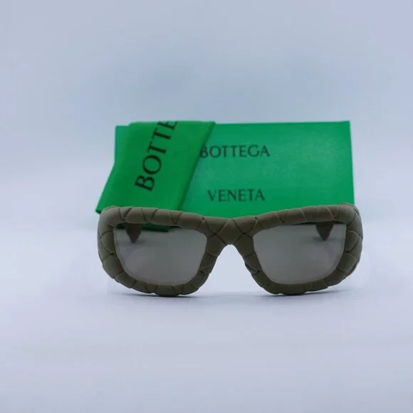 Bottega Veneta BV1303S 002 Square Sunglasses - Olive/Brown Bottega Veneta | Accessories | Bottega Veneta Bv33s 002  main image 3